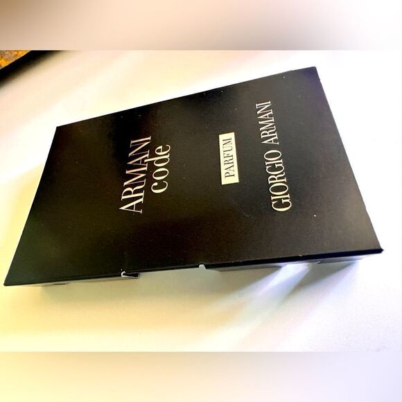 Title: Armani Code Parfum Sample
1.2 ml / 0.04 fl oz - New in Box - Picture 16 of 17